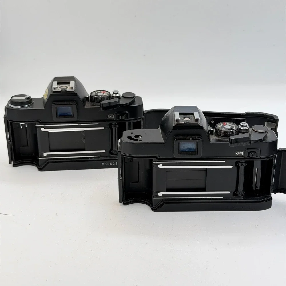 Konica Autoreflex TC 35mm SLR Film Camera Body Black Made in Japan Parts Repair